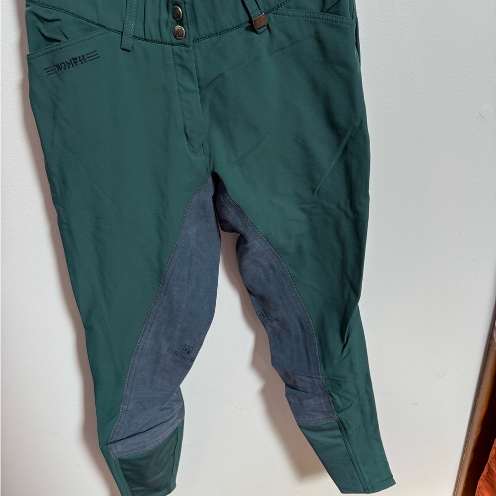Romfh Women's Stylish Green and Gray Cropped Pants
